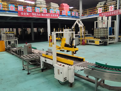 马扎克润滑油灌装线